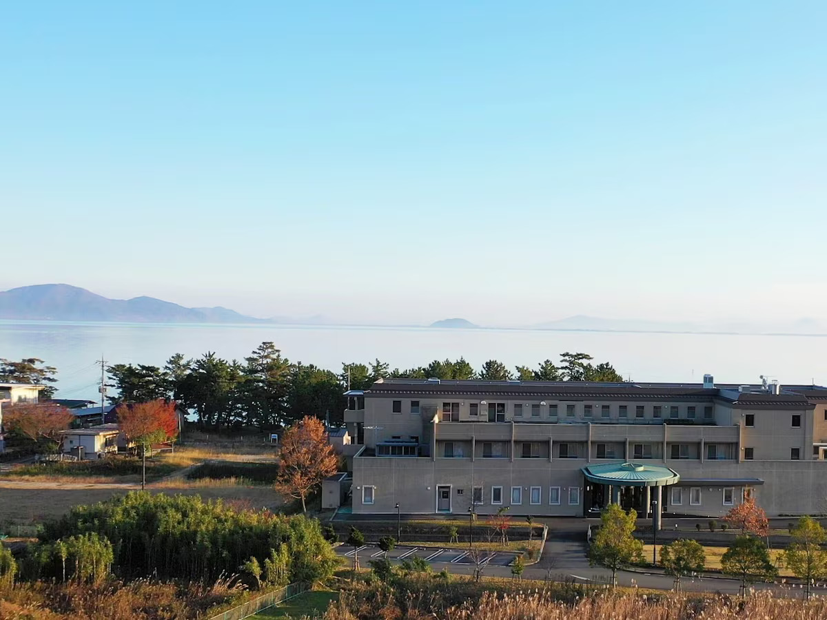 The Gran Resort Omi Maiko: A Serene Lakeside Retreat for the Whole Family