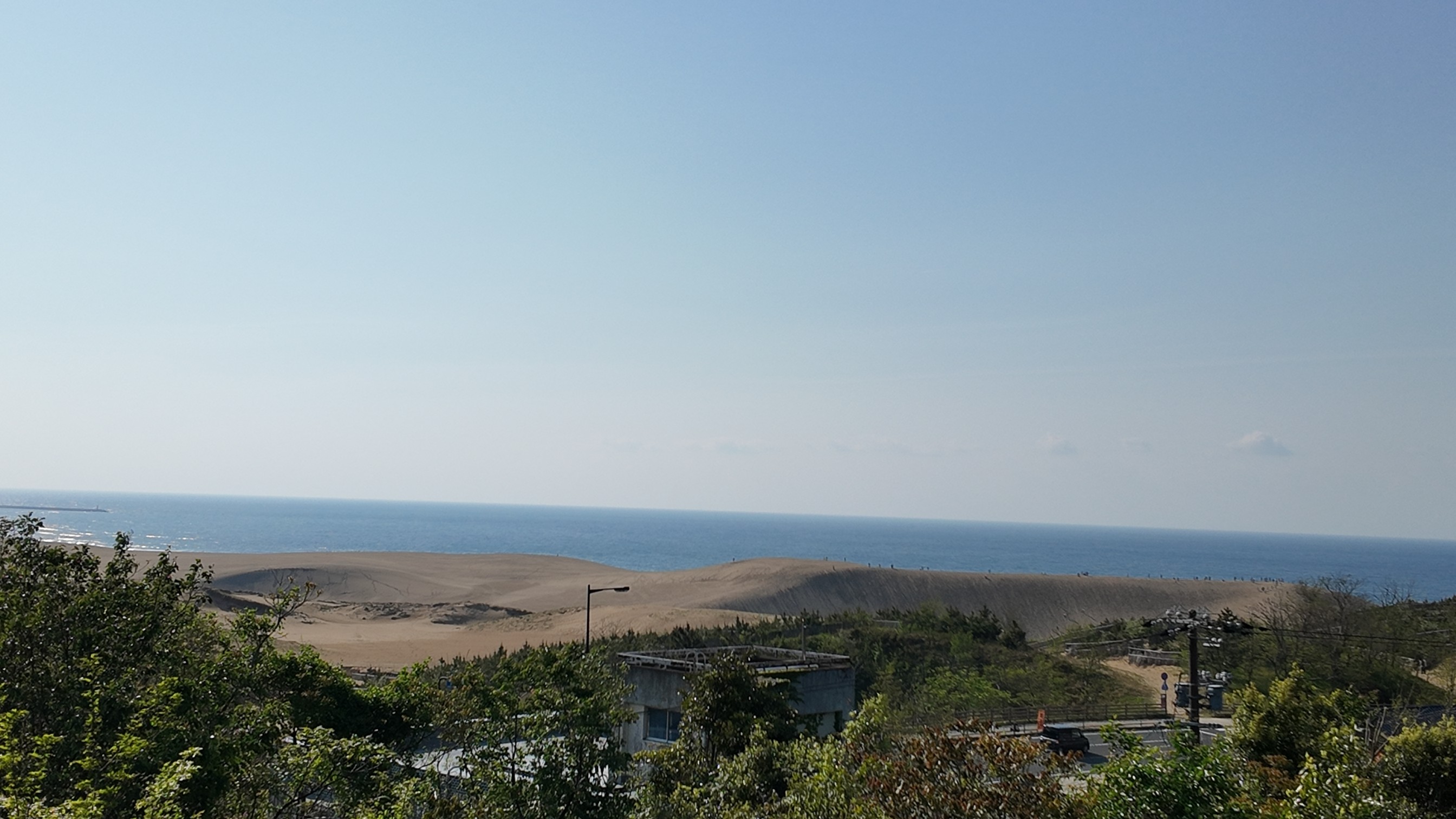 Tottori Sand Dunes: Japan's Coastal Desert & Seafood Paradise